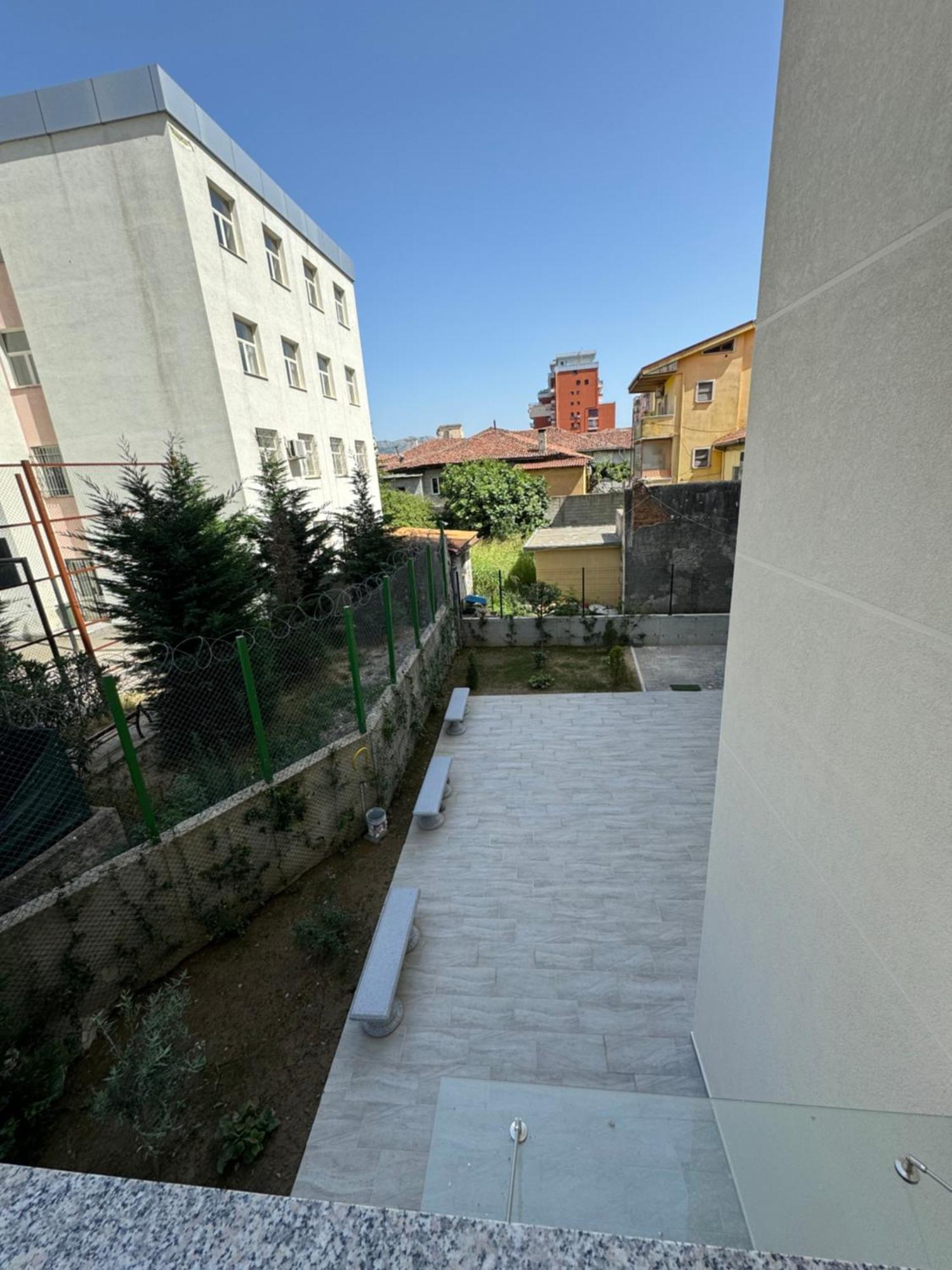 Apartment In City Center Shkodër Екстериор снимка
